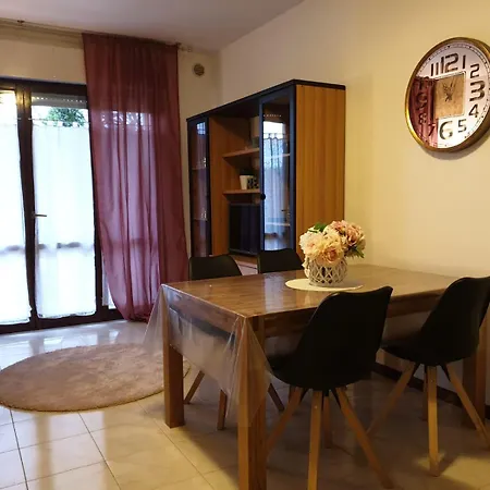 Mokyd04-piscina,giardino Privato,garage,wi-fi,tvs Apartament *