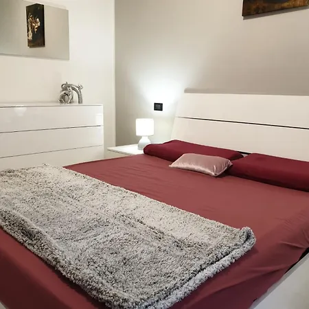 Mokyd04-piscina,giardino Privato,garage,wi-fi,tvs Apartament