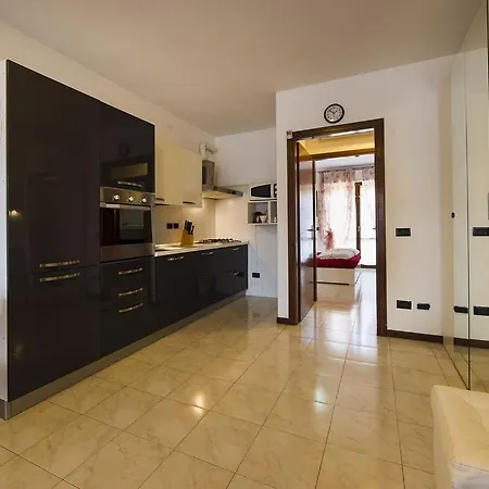 Mokyd04-piscina,giardino Privato,garage,wi-fi,tvs Apartament