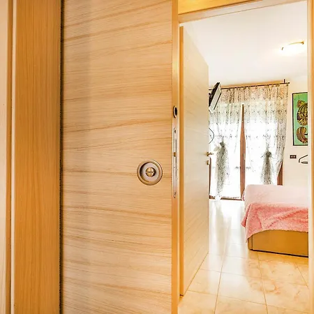 شقة Mokyd04-piscina,giardino Privato,garage,wi-fi,tvs لاتيزي